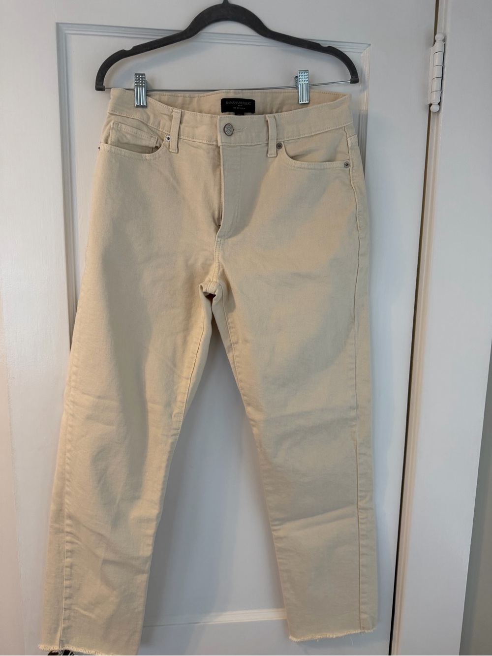 Banana Republic The Beau Jean Cream Color size 28/6 - Picture 2 of 9